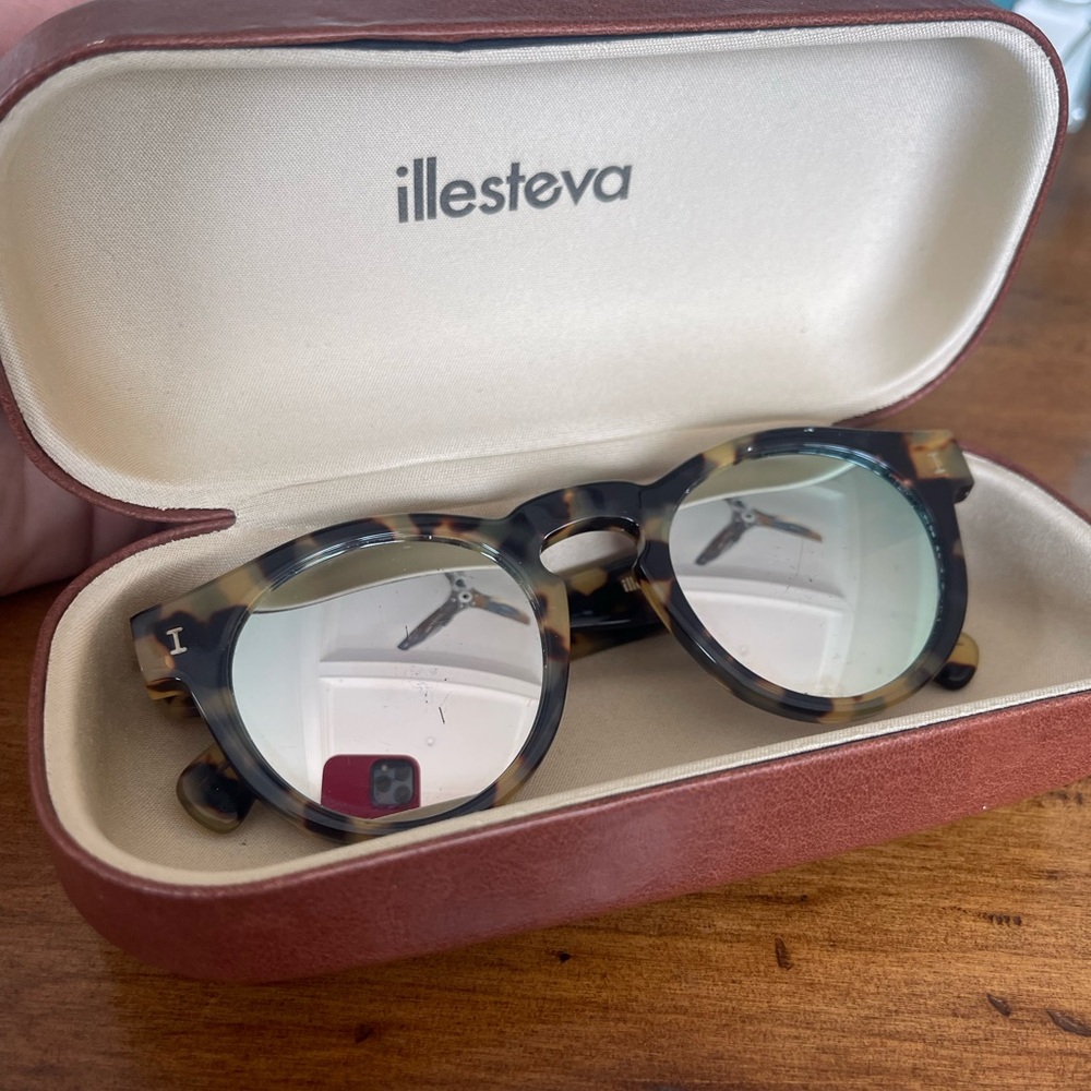 Illesteva Leonard sunglasses